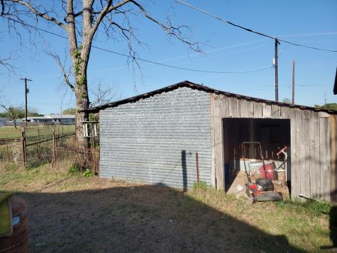 525 Ranck Avenue Mason TX 76856