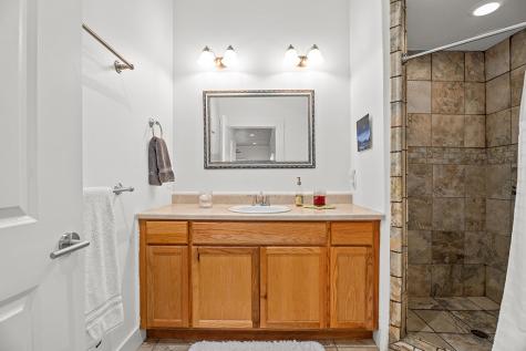 206 W Burbank Street Fredericksburg TX 78624