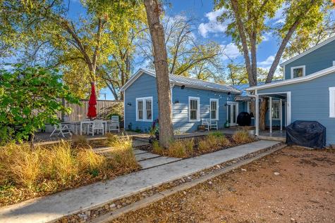 206 W Burbank Street Fredericksburg TX 78624
