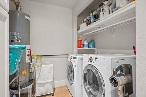 206 W Burbank Street Fredericksburg TX 78624