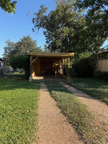 904 W College Avenue Mason TX 76856