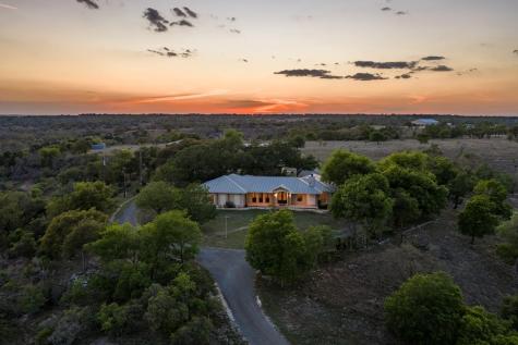 7158 S Highway 87 Fredericksburg TX 78624