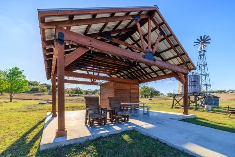 7158 S Highway 87 Fredericksburg TX 78624