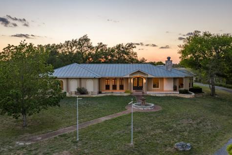 7158 S Highway 87 Fredericksburg TX 78624