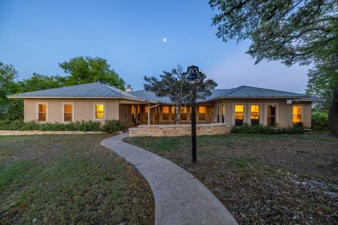 7158 S Highway 87 Fredericksburg TX 78624