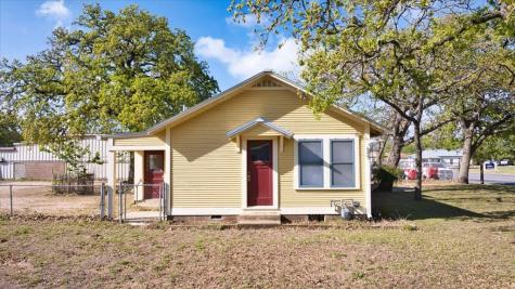 1007 N Llano Street Fredericksburg TX 78624