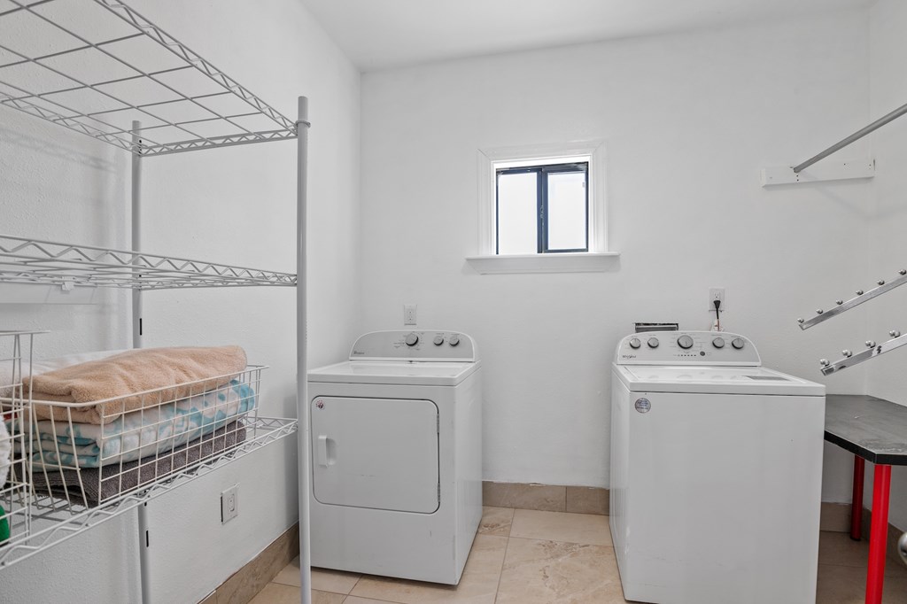 288 E Kroll Road Harper TX 78631