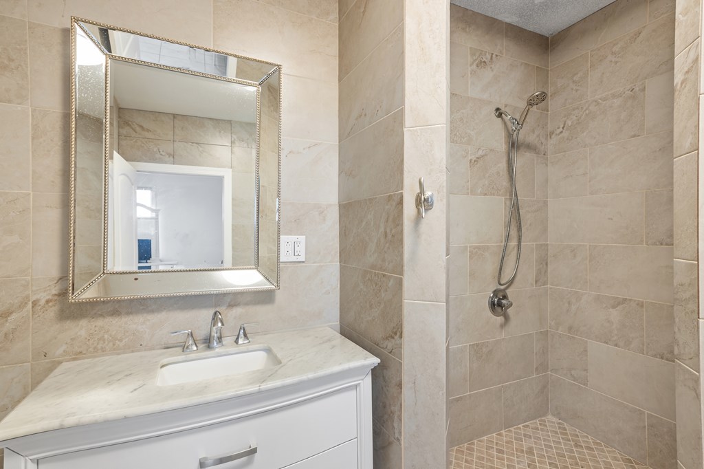 288 E Kroll Road Harper TX 78631