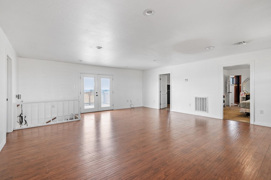288 E Kroll Road Harper TX 78631