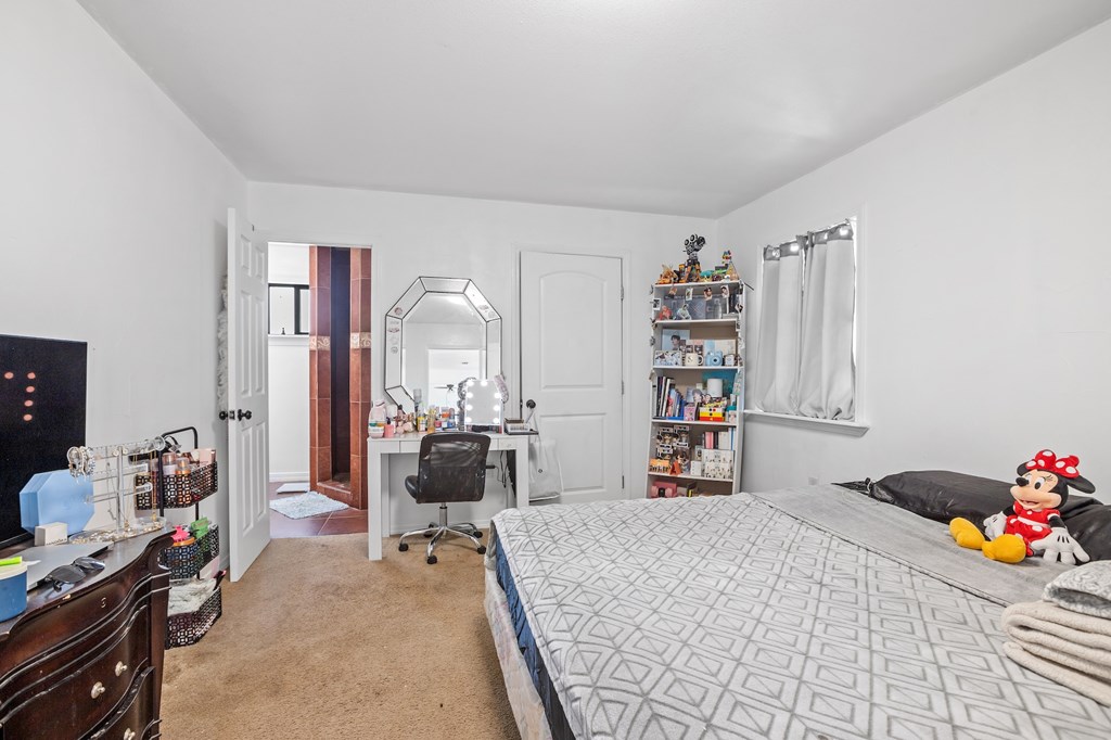 288 E Kroll Road Harper TX 78631