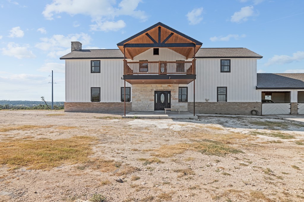 288 E Kroll Road Harper TX 78631
