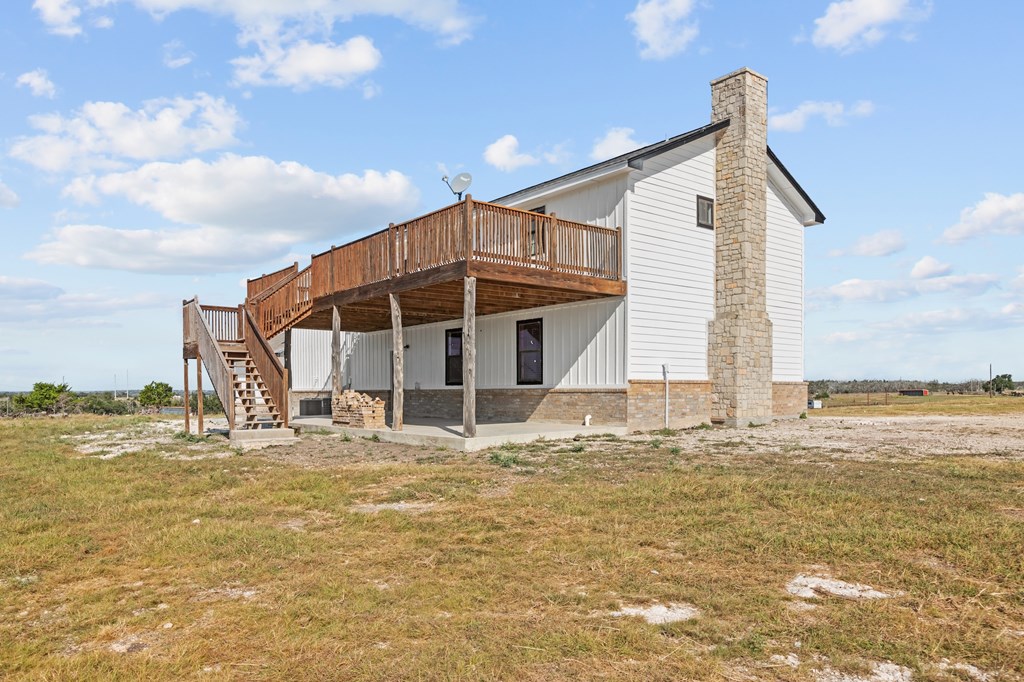 288 E Kroll Road Harper TX 78631