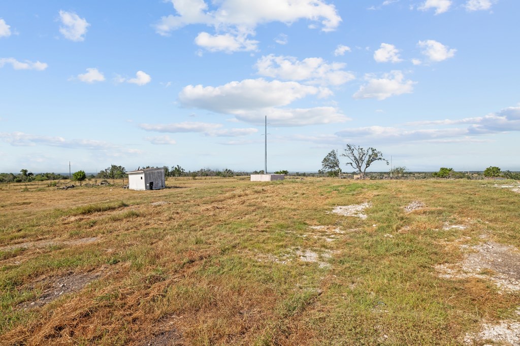 288 E Kroll Road Harper TX 78631