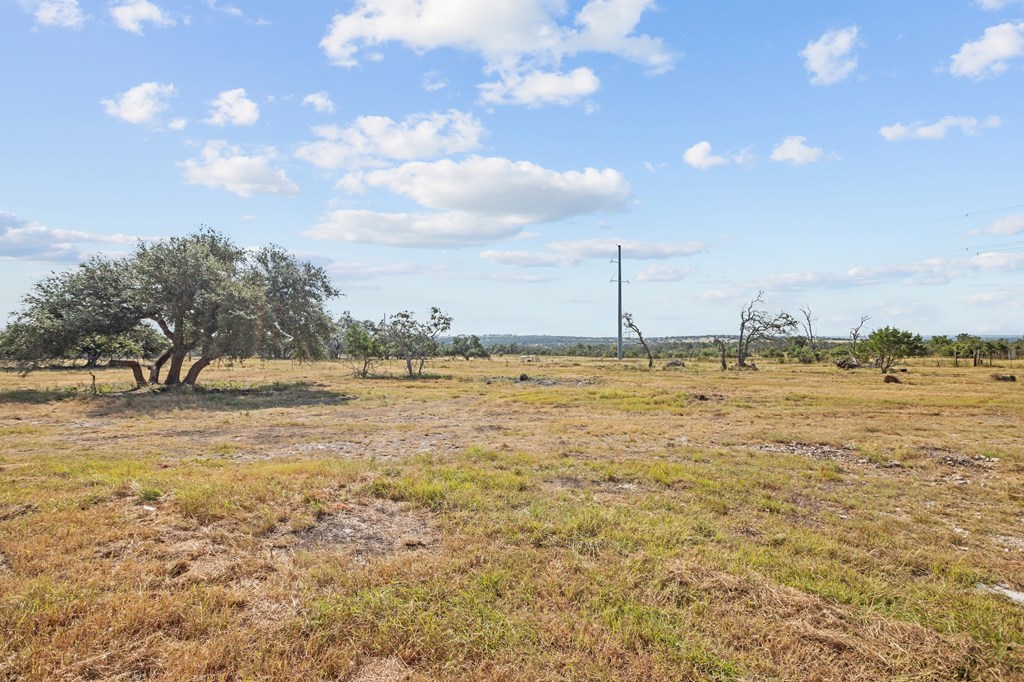 288 E Kroll Road Harper TX 78631