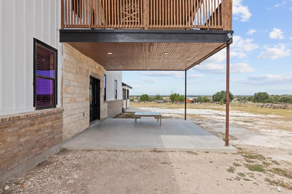 288 E Kroll Road Harper TX 78631