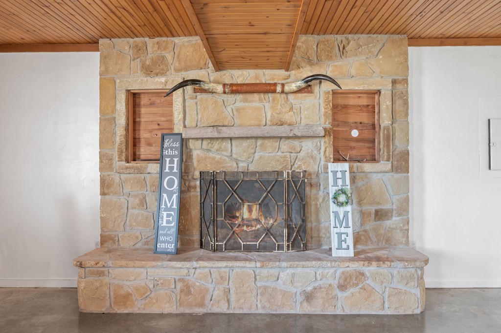 288 E Kroll Road Harper TX 78631