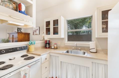 129 E Evergreen Boerne TX 78006