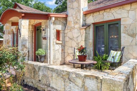 129 E Evergreen Boerne TX 78006