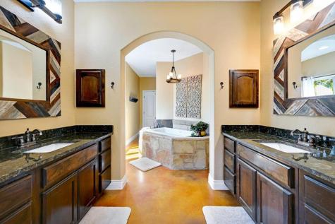 2062 Italia New Braunfels TX 78132
