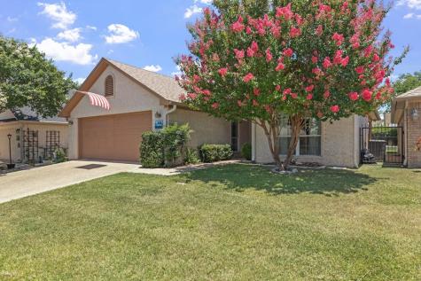 444 Summit Circle Fredericksburg TX 78624