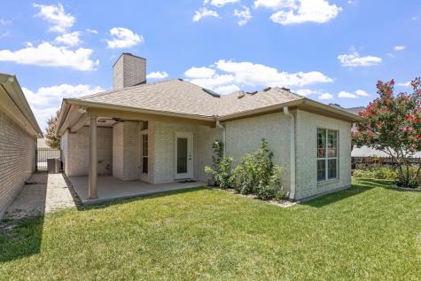 444 Summit Circle Fredericksburg TX 78624