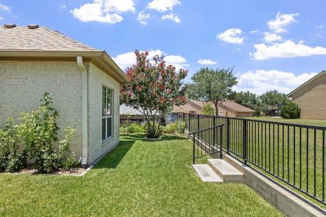 444 Summit Circle Fredericksburg TX 78624