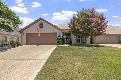 444 Summit Circle Fredericksburg TX 78624