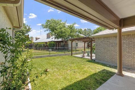 444 Summit Circle Fredericksburg TX 78624