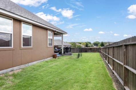 216 Riley Lane Fredericksburg TX 78624
