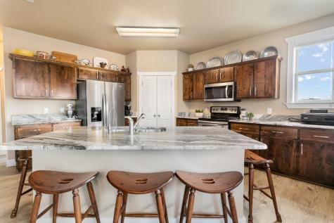 216 Riley Lane Fredericksburg TX 78624