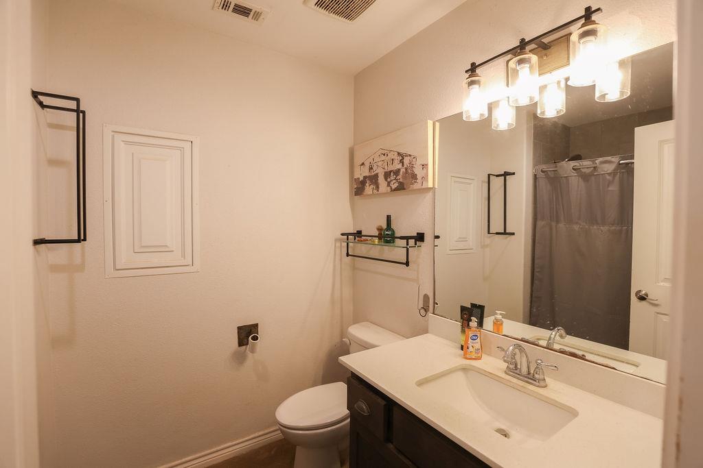 507 Buckhorn Drive London TX 76854