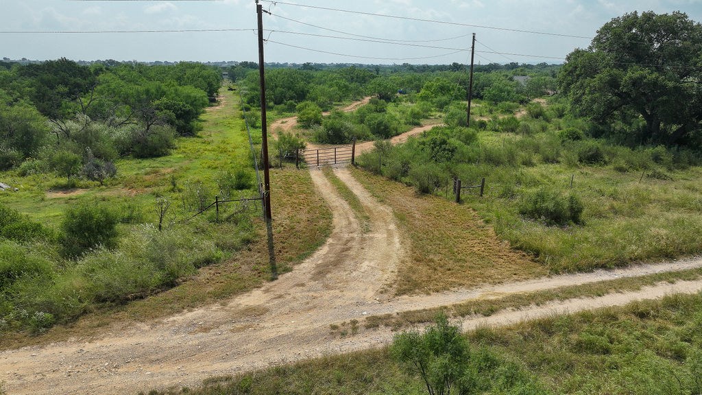 507 Buckhorn Drive London TX 76854