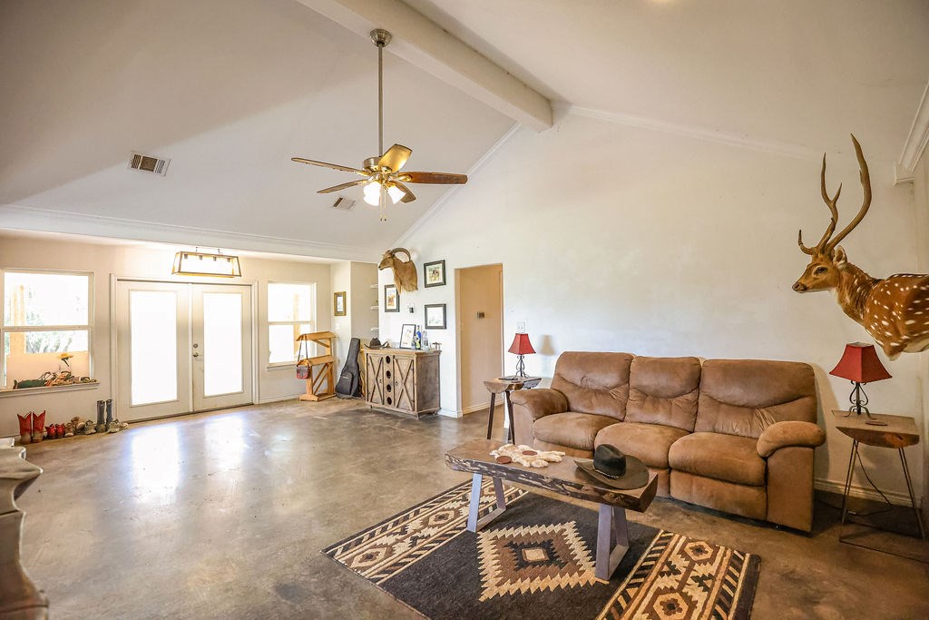507 Buckhorn Drive London TX 76854