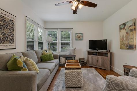 305 S Bowie Fredericksburg TX 78624