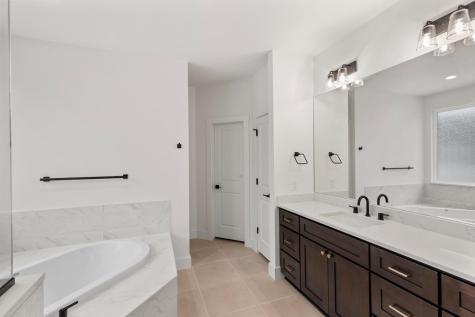 117 Stoneledge Fredericksburg TX 78624
