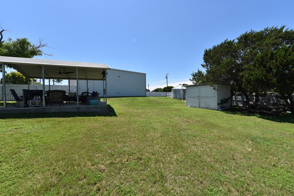 847 Ridgeway Tow TX 78672