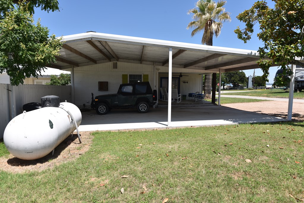 847 Ridgeway Tow TX 78672