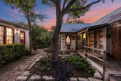 104 E Austin Street Fredericksburg TX 78624