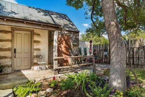 104 E Austin Street Fredericksburg TX 78624