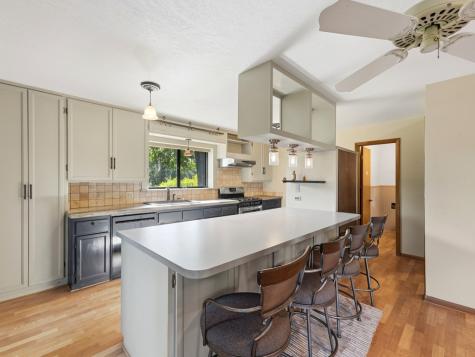 213 Cardinal Drive Fredericksburg TX 78624
