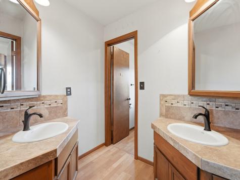 213 Cardinal Drive Fredericksburg TX 78624