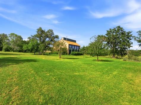 213 Cardinal Drive Fredericksburg TX 78624