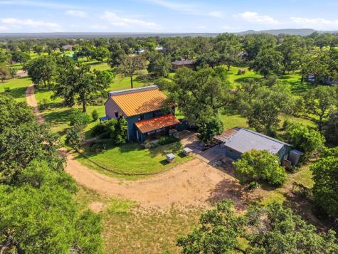 213 Cardinal Drive Fredericksburg TX 78624