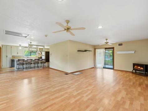 213 Cardinal Drive Fredericksburg TX 78624