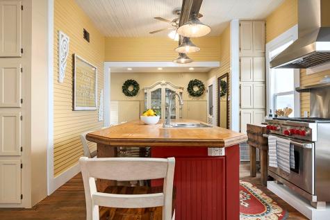 601 Bell Street Fredericksburg TX 78624