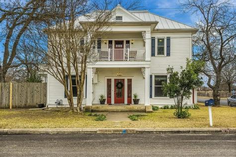 601 Bell Street Fredericksburg TX 78624