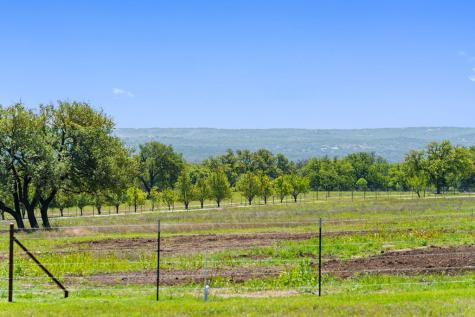 784 Ranch Road 2721 Johnson City TX 78636