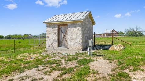 784 Ranch Road 2721 Johnson City TX 78636