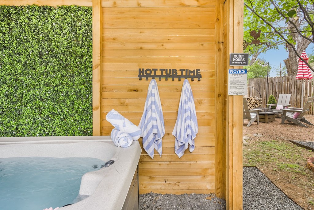 406 Bluebonnet Fredericksburg TX 78624