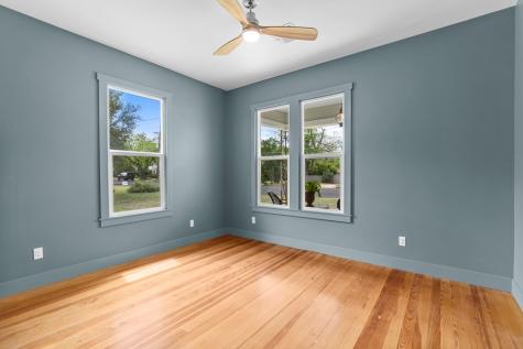 114 W Morse Street Fredericksburg TX 78624